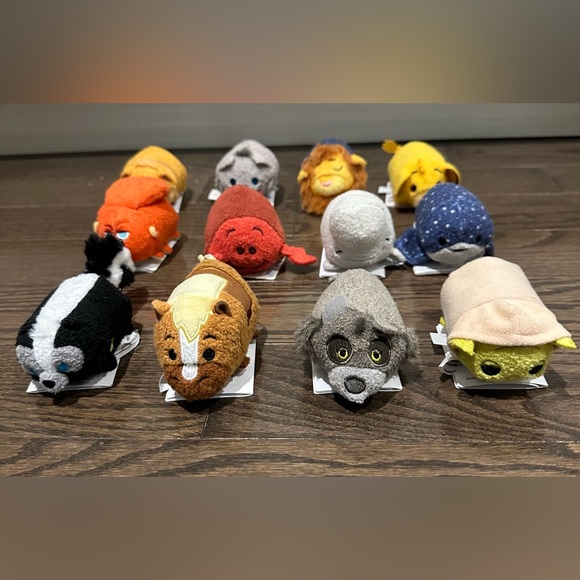 Disney Store Tsum Tsum Minis Set 10 Cats & Sealife & Star Wars Plush Animal Toy - Picture 1 of 5